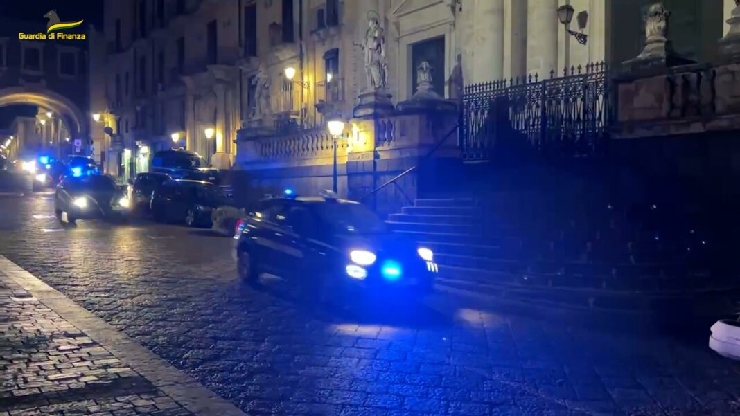 Maxi blitz antimafia, arresti anche ad Arezzo