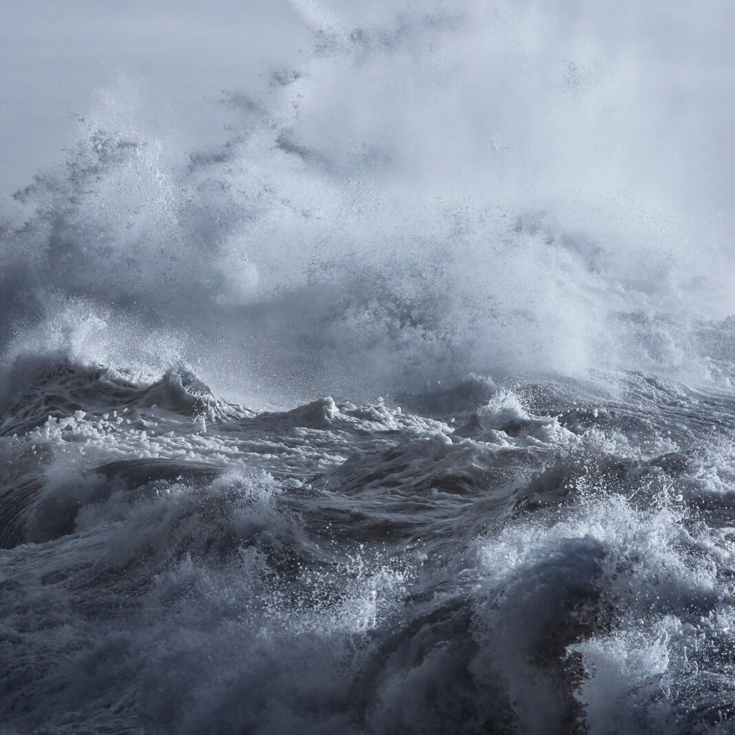 Maltempo in Toscana, stop traghetti con Isola d'Elba