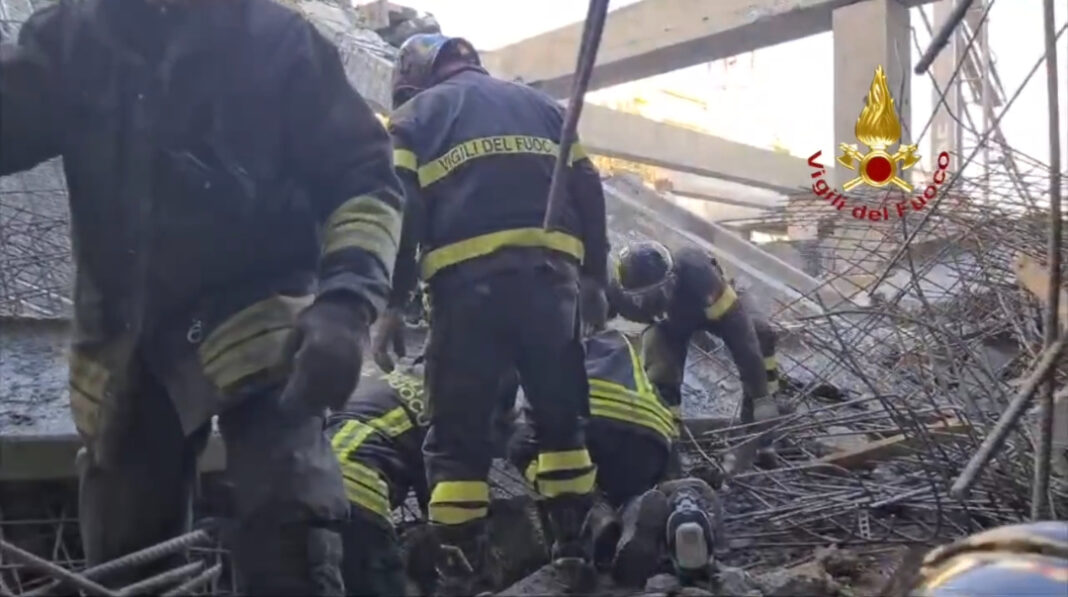 Crollo in cantiere a Firenze: ci sono vittime. Si cerca tra le macerie