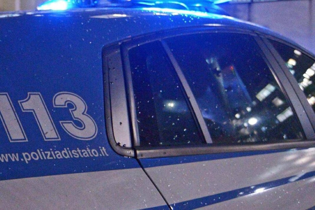 Napoli, grave incidente in autostrada: morto poliziotto di 47 anni