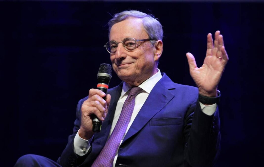 Ue, Draghi: “Sotto attacco principi su cui si fonda, futuro deve essere federalismo”